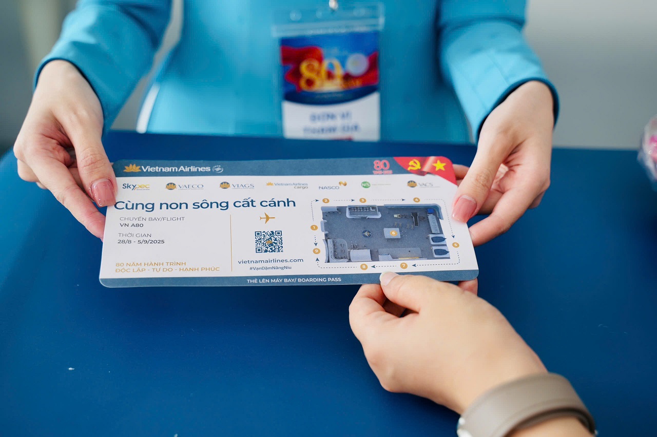 Dấu ấn Vietnam Airlines tại Triển lãm Thành tựu đất nước- Ảnh 2. Dấu ấn Vietnam Airlines tại Triển lãm Thành tựu đất nước- Ảnh 2.