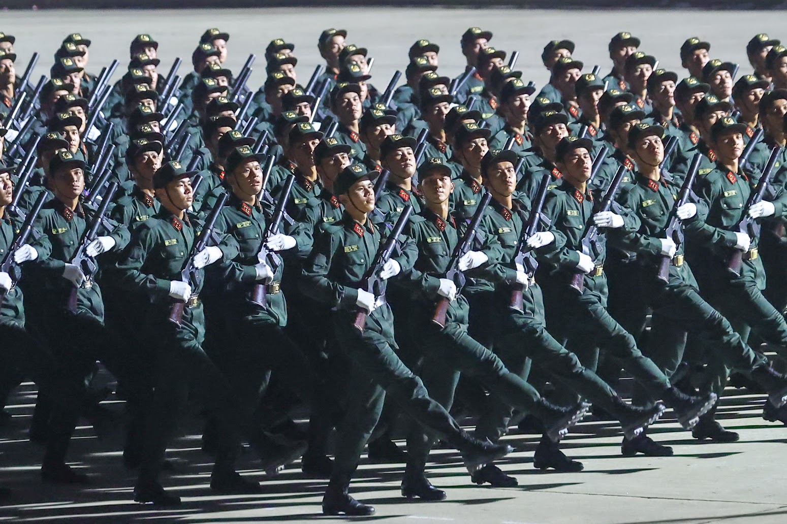 Sơ duyệt Diễu binh, diễu hành A80: Thể hiện khí thế hào hùng, sức mạnh của lực lượng vũ trang nhân dân- Ảnh 7. Sơ duyệt Diễu binh, diễu hành A80: Thể hiện khí thế hào hùng, sức mạnh của lực lượng vũ trang nhân dân- Ảnh 7.