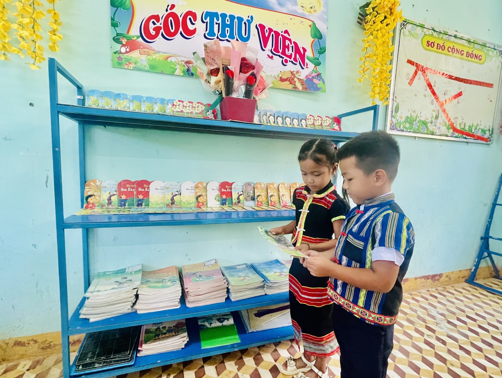 Tăng cường đầu tư cho giáo dục vùng cao, sẵn sàng cho năm học mới- Ảnh 2.