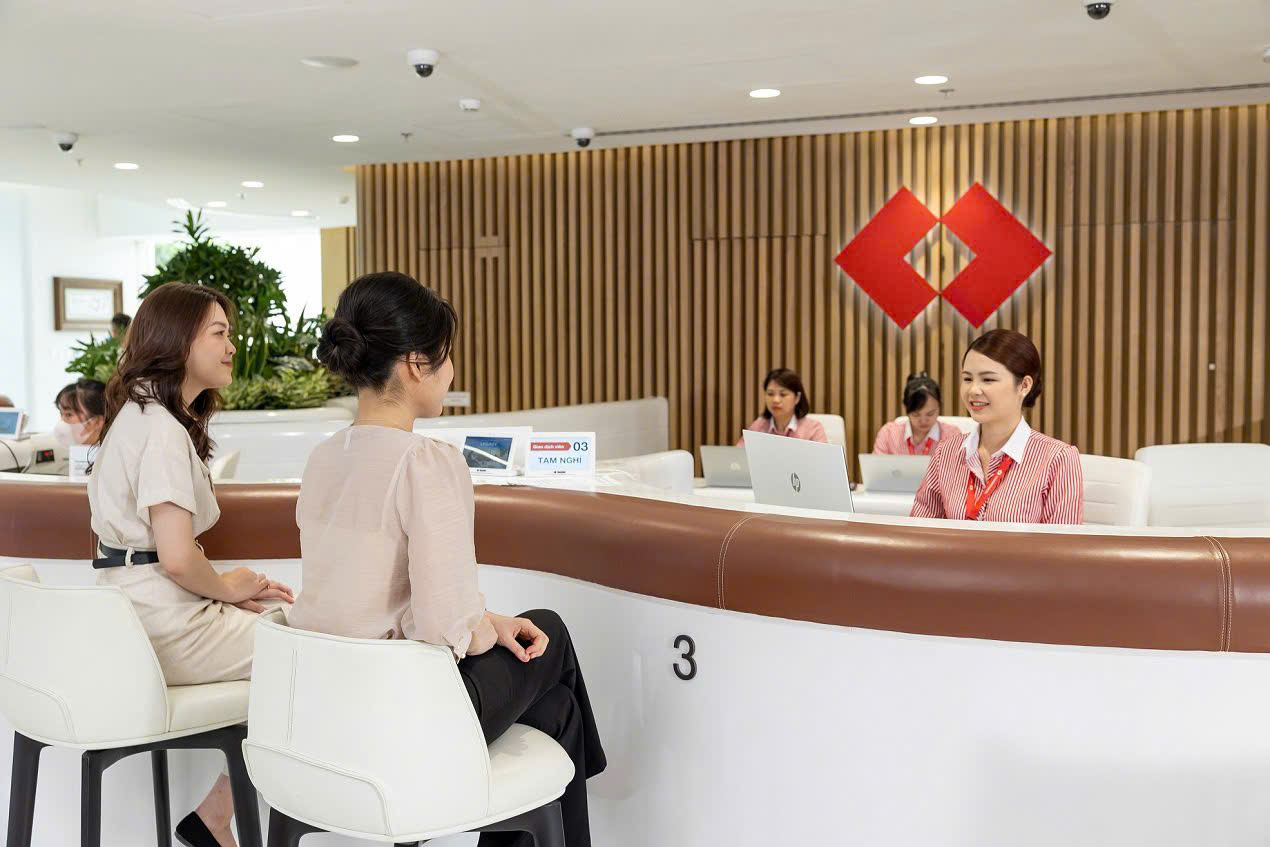 Techcombank tặng 100.000 đồng cho khách mới, liên kết tài khoản VNeID dịp Quốc khánh- Ảnh 1. Techcombank tặng 100.000 đồng cho khách mới, liên kết tài khoản VNeID dịp Quốc khánh- Ảnh 1.
