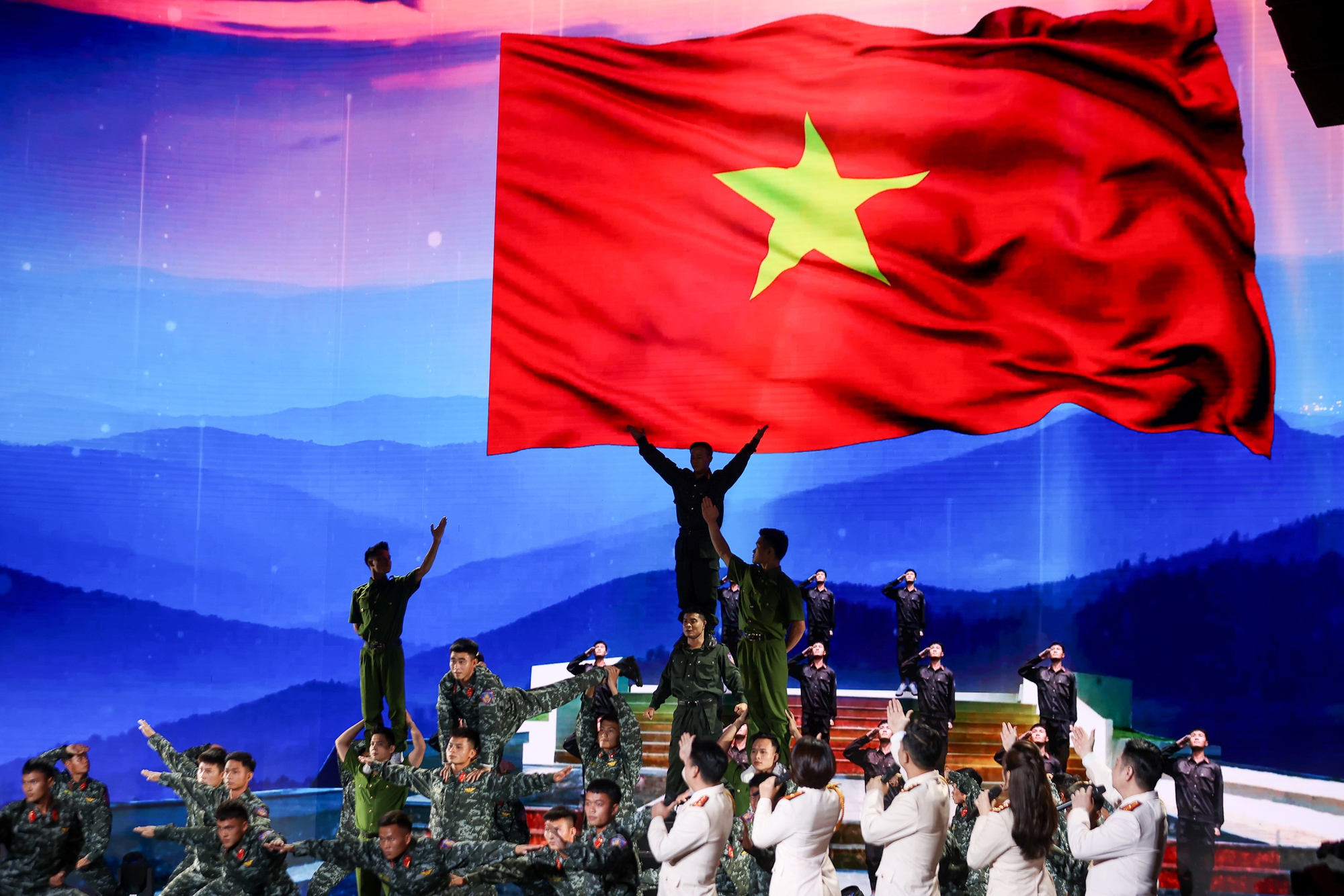 Thủ tướng Phạm Minh Chính dự Đại hội Thi đua 'Vì an ninh Tổ quốc' lần thứ IX- Ảnh 8.