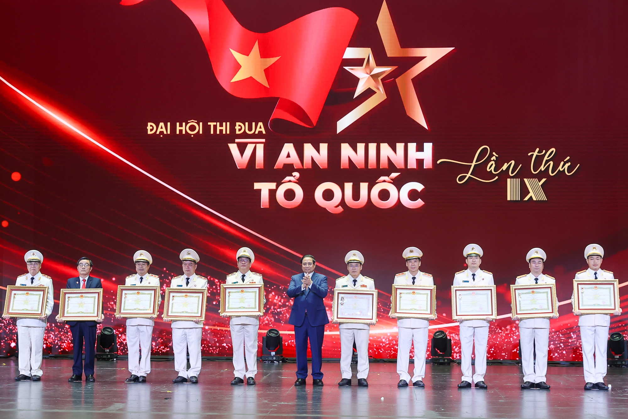 Thủ tướng Phạm Minh Chính dự Đại hội Thi đua 'Vì an ninh Tổ quốc' lần thứ IX- Ảnh 5.