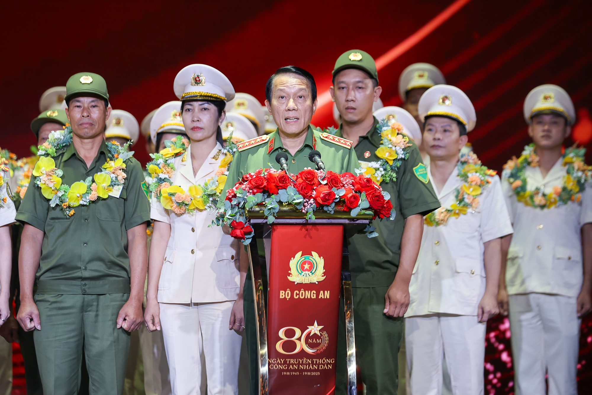 Thủ tướng Phạm Minh Chính dự Đại hội Thi đua 'Vì an ninh Tổ quốc' lần thứ IX- Ảnh 6.