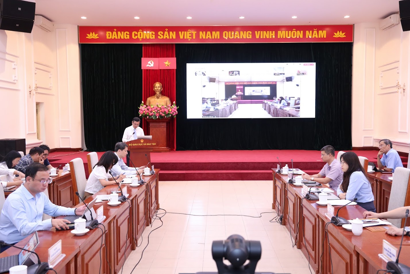 Chuyển đổi số trong giáo dục: Không để ai bị bỏ lại phía sau- Ảnh 1.