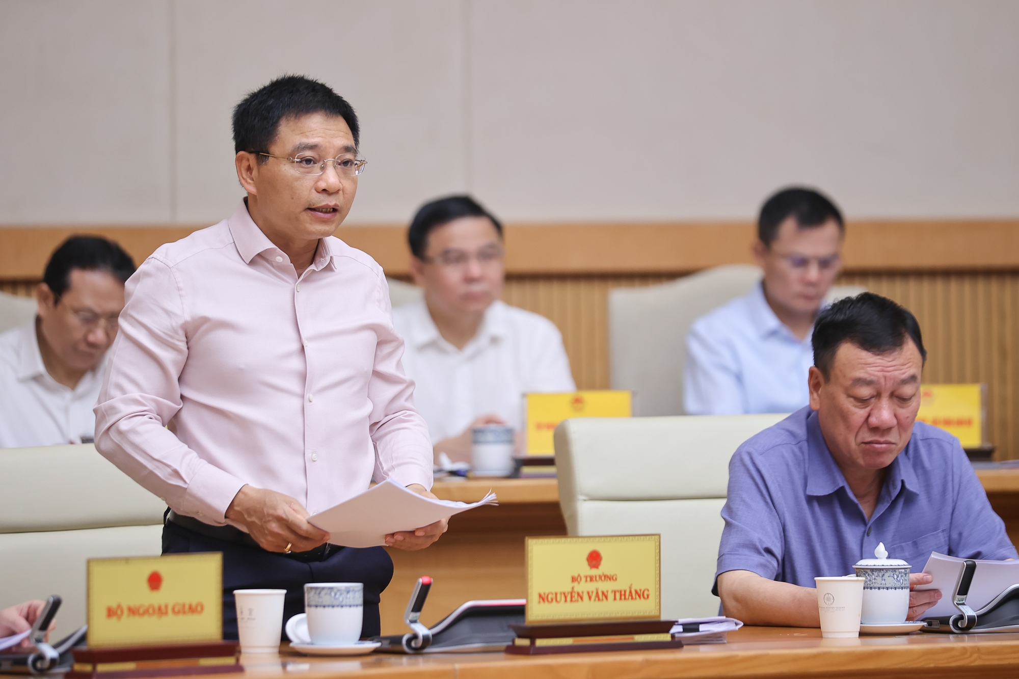Bộ, ngành, địa phương phải rất nỗ lực trong quý III để hoàn thành khối lượng công việc lớn- Ảnh 6.