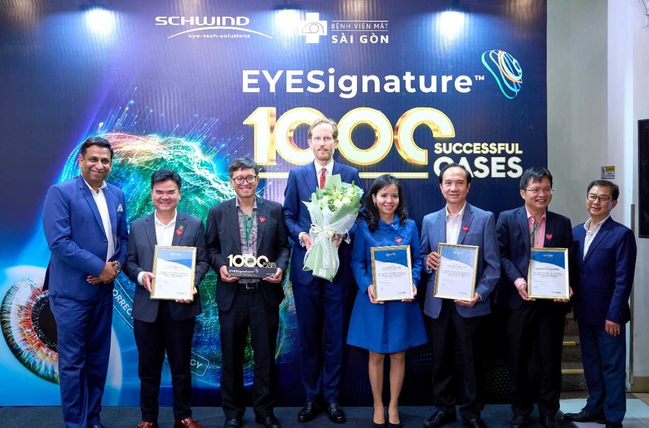 Mắt Sài Gòn cán mốc 1.000 lượt xóa cận cá nhân hóa EYESignature™ - đón tiếp CEO Tập đoàn SCHWIND đến thăm, chúc mừng- Ảnh 1. Mắt Sài Gòn cán mốc 1.000 lượt xóa cận cá nhân hóa EYESignature™ - đón tiếp CEO Tập đoàn SCHWIND đến thăm, chúc mừng- Ảnh 1.