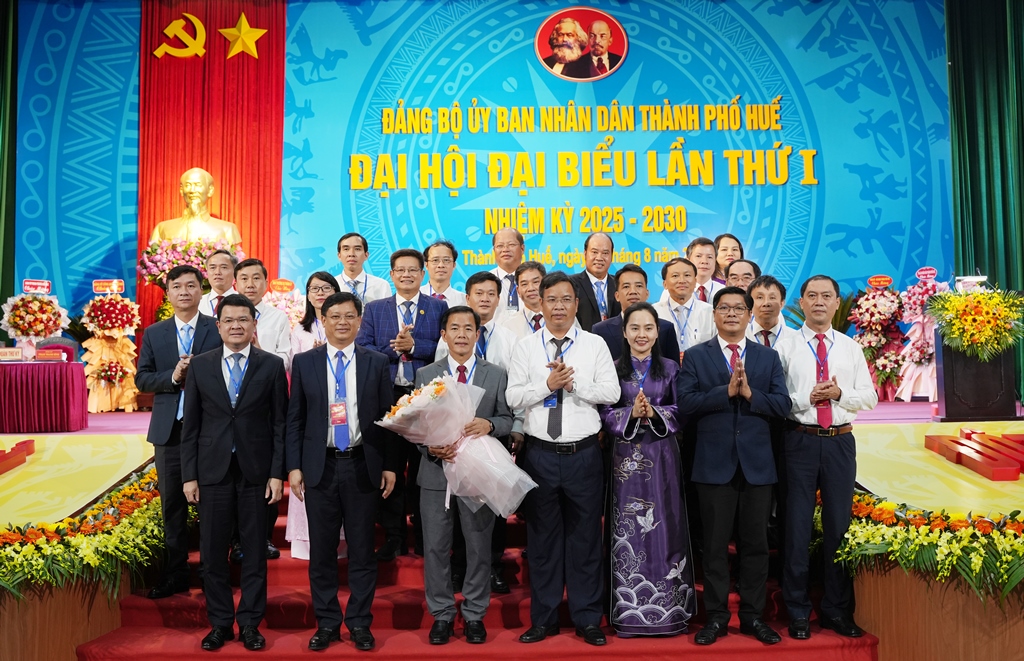 Đảng bộ UBND TP. Huế đặt mục tiêu tăng trưởng kinh tế từ 10% trong nhiệm kỳ tới- Ảnh 2.