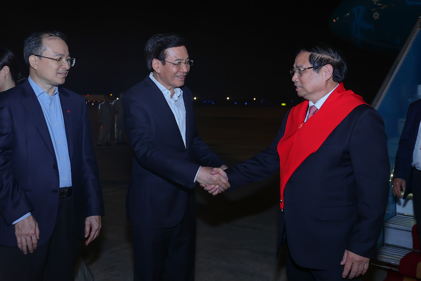 Thủ tướng Phạm Minh Chính về tới Hà Nội, kết thúc tốt đẹp chuyến công tác tại Trung Quốc- Ảnh 2. Thủ tướng Phạm Minh Chính về tới Hà Nội, kết thúc tốt đẹp chuyến công tác tại Trung Quốc- Ảnh 2.