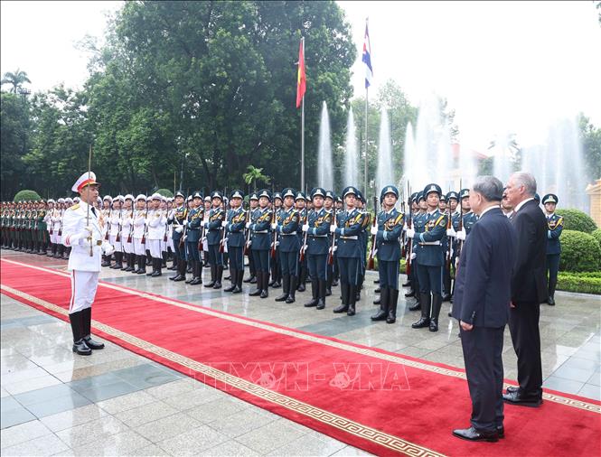 Lễ đón chính thức Bí thư thứ Nhất Đảng Cộng sản Cuba, Chủ tịch nước Cộng hòa Cuba- Ảnh 5. Lễ đón chính thức Bí thư thứ Nhất Đảng Cộng sản Cuba, Chủ tịch nước Cộng hòa Cuba- Ảnh 5.