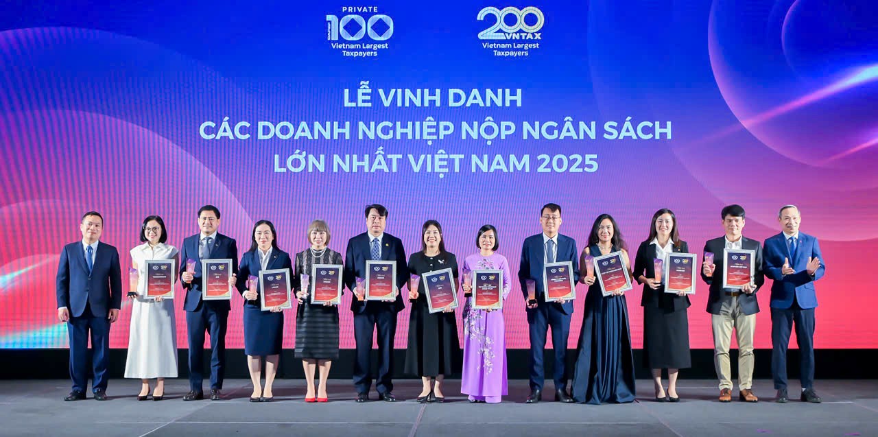 Khẳng định vai trò trụ cột, Agribank vào Top 20 doanh nghiệp nộp ngân sách hàng đầu- Ảnh 2.