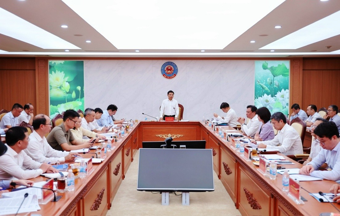 Nhiều đơn vị chưa mở tài khoản: Kho bạc phối hợp xử lý dứt điểm, chi lương trước 15/9- Ảnh 2.