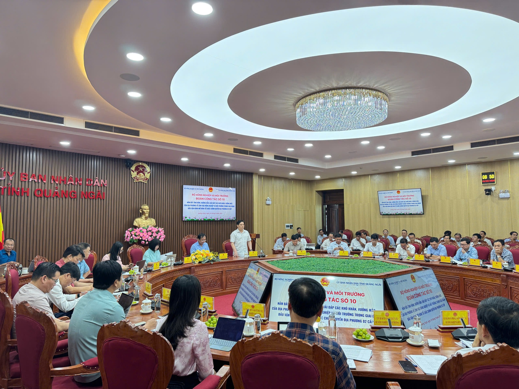 Tháo gỡ khó khăn, vướng mắc trong lĩnh vực nông nghiệp và môi trường tại Quảng Ngãi- Ảnh 1. Tháo gỡ khó khăn, vướng mắc trong lĩnh vực nông nghiệp và môi trường tại Quảng Ngãi- Ảnh 1.
