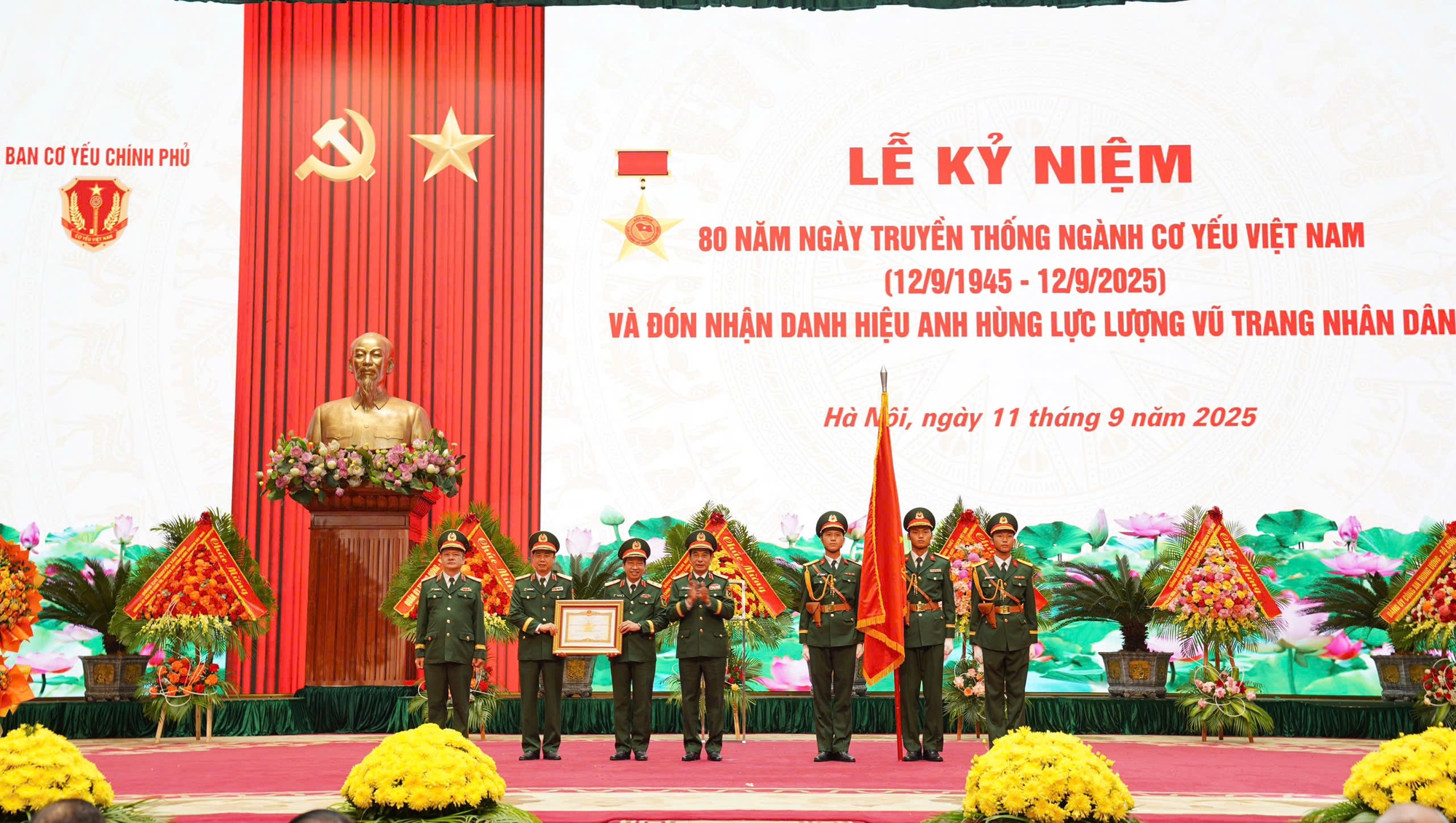 Ban Cơ yếu Chính phủ đón nhận danh hiệu Anh hùng Lực lượng vũ trang nhân dân- Ảnh 5.