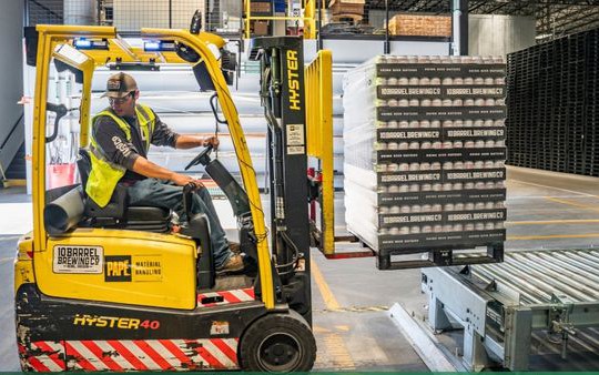 Đăng kiểm xe nâng hàng có thay cho chứng nhận hợp quy?