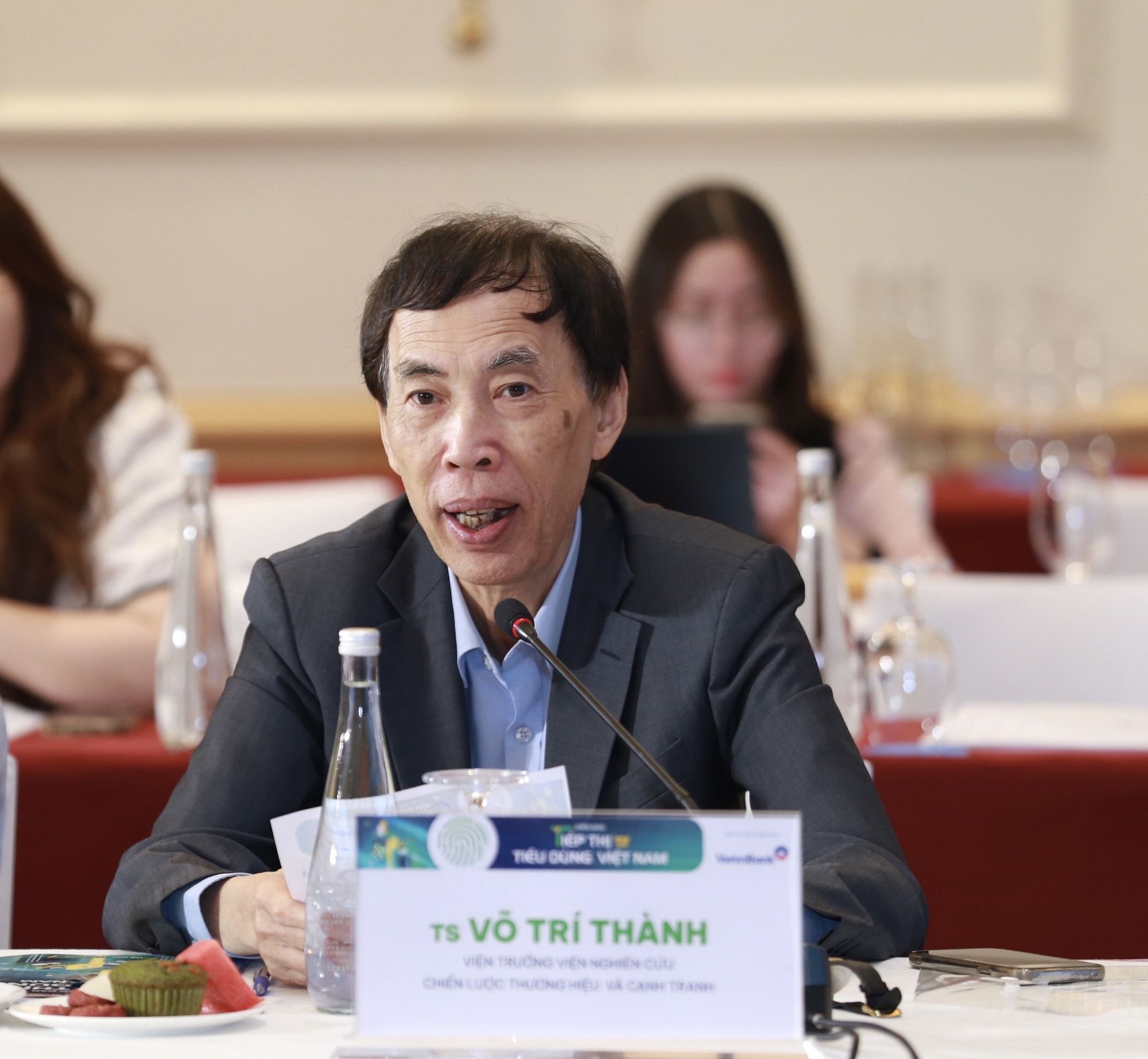 Tiêu dùng xanh - số: Áp lực và cơ hội tái cấu trúc cho doanh nghiệp Việt- Ảnh 1.