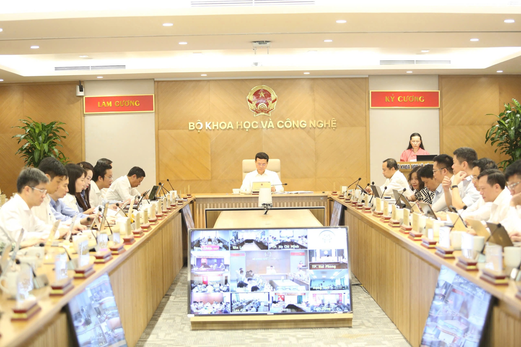 Ngành KH&CN: Ưu tiên số một là gỡ vướng thủ tục hành chính ở cấp xã- Ảnh 2. Ngành KH&CN: Ưu tiên số một là gỡ vướng thủ tục hành chính ở cấp xã- Ảnh 2.
