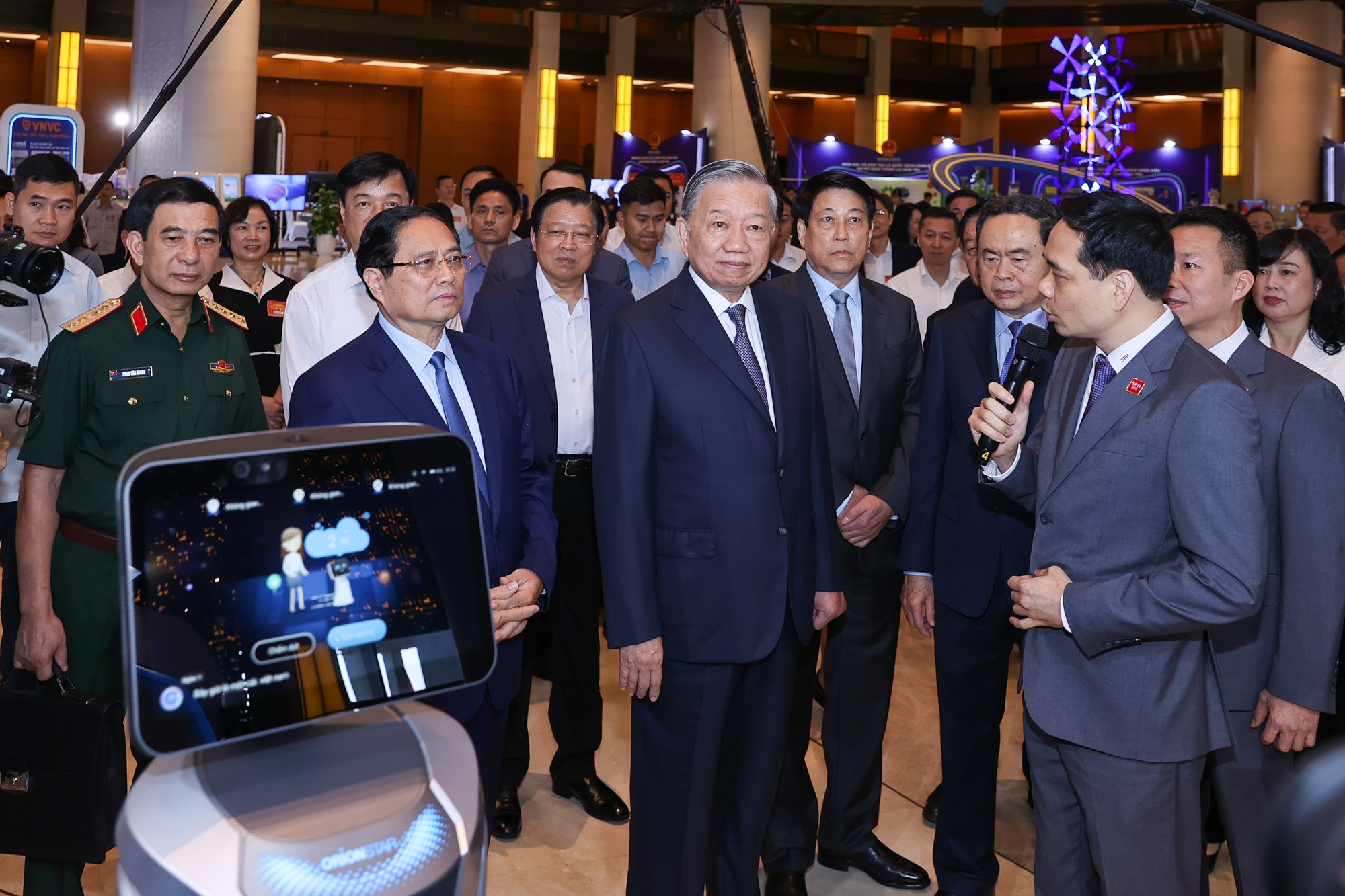 Hội nghị toàn quốc quán triệt, triển khai thực hiện 4 Nghị quyết của Bộ Chính trị- Ảnh 1.