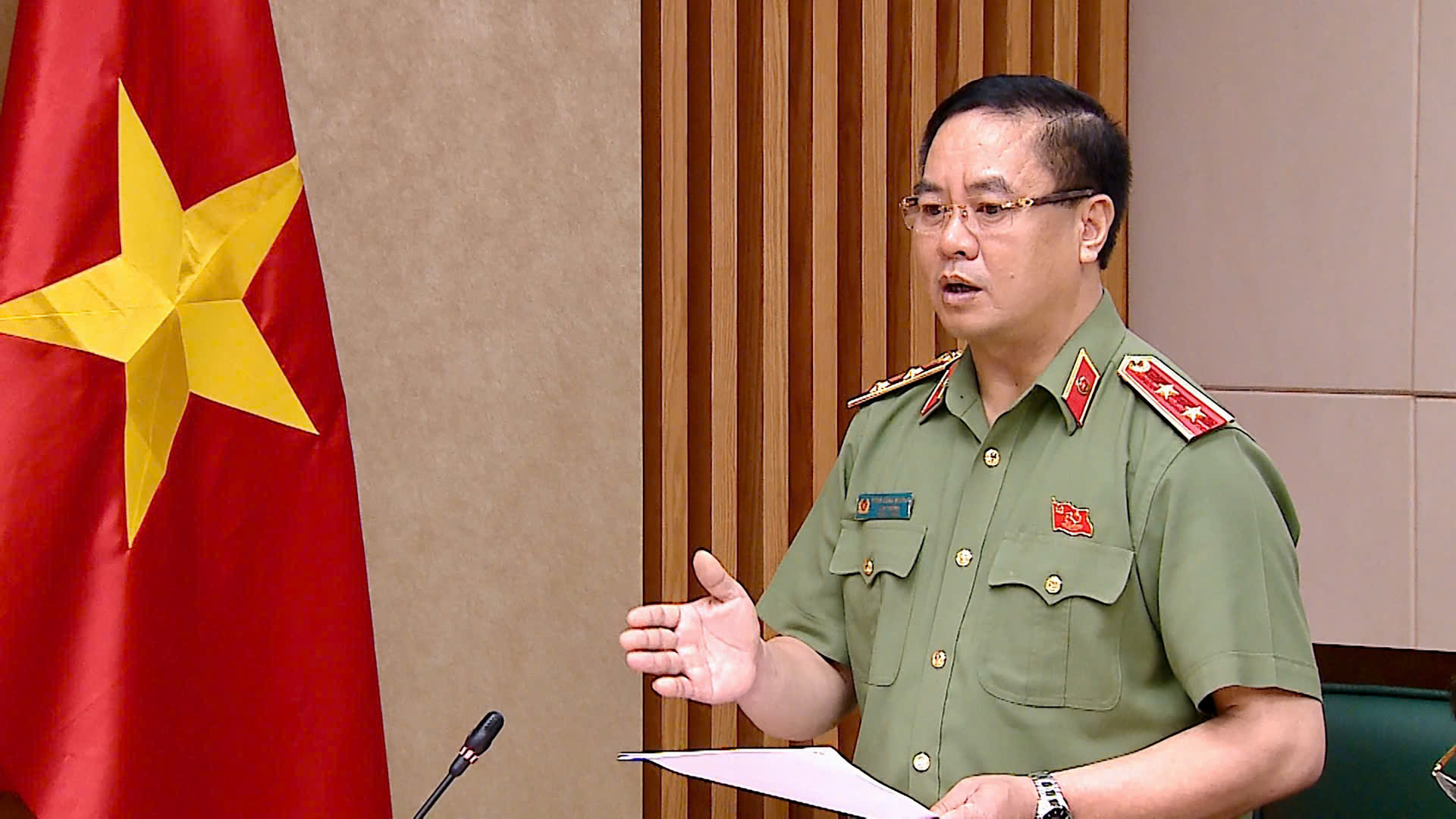 Cần thiết ban hành nghị quyết của Chính phủ về sử dụng chung công trình hạ tầng kỹ thuật, cơ sở viễn thông- Ảnh 2.
