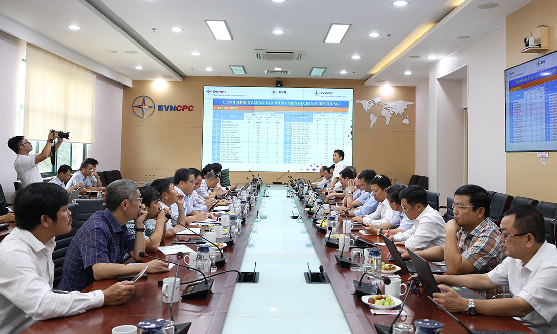 EVNNPT và EVNCPC phối hợp đẩy nhanh tiến độ các dự án đầu tư xây dựng- Ảnh 1. EVNNPT và EVNCPC phối hợp đẩy nhanh tiến độ các dự án đầu tư xây dựng- Ảnh 1.