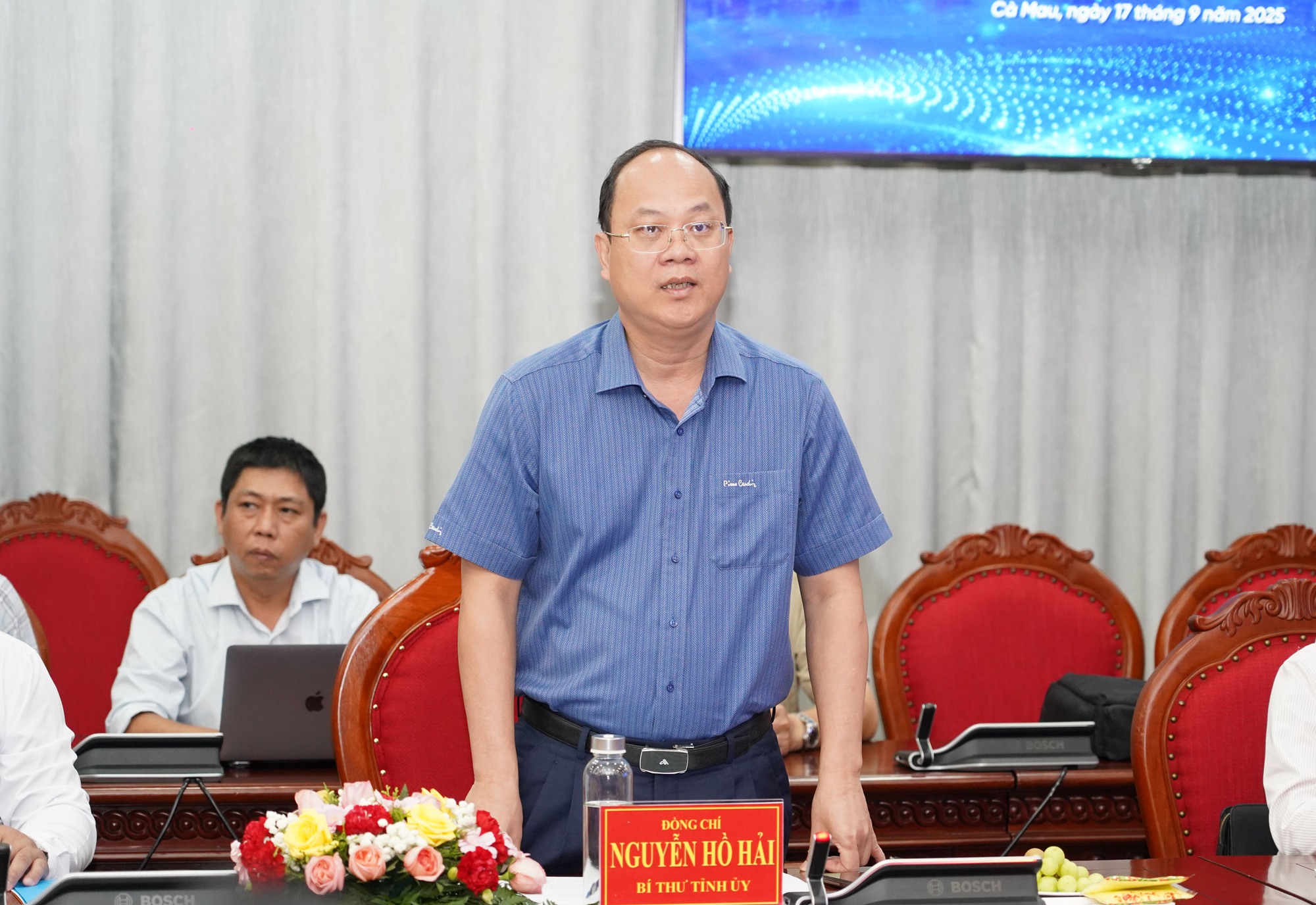 FPT và UBND Cà Mau hợp tác toàn diện về chuyển đổi số và phát triển nhân lực đến 2030- Ảnh 3. FPT và UBND Cà Mau hợp tác toàn diện về chuyển đổi số và phát triển nhân lực đến 2030- Ảnh 3.