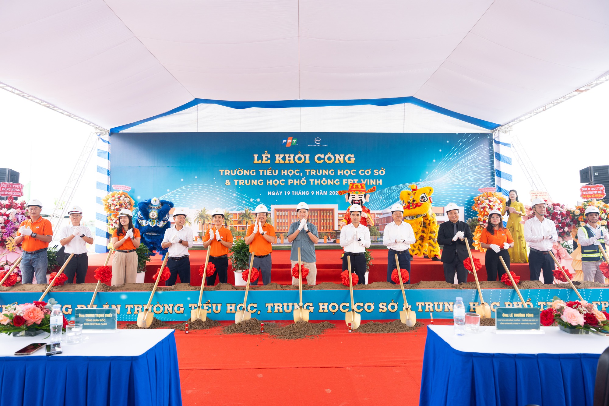 إنشاء مدرسة FPT بين المستويات في منطقة Eco Central Park الحضرية لمؤسس Ecopark - الصورة 1. Khởi công trường liên cấp FPT tại đô thị Eco Central Park của nhà sáng lập Ecopark- Ảnh 1.