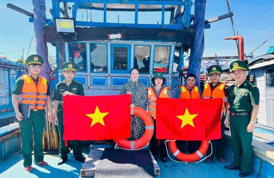 Hân hoan ngày Tết Độc lập khắp mọi miền Tổ quốc- Ảnh 4. Hân hoan ngày Tết Độc lập khắp mọi miền Tổ quốc- Ảnh 4.