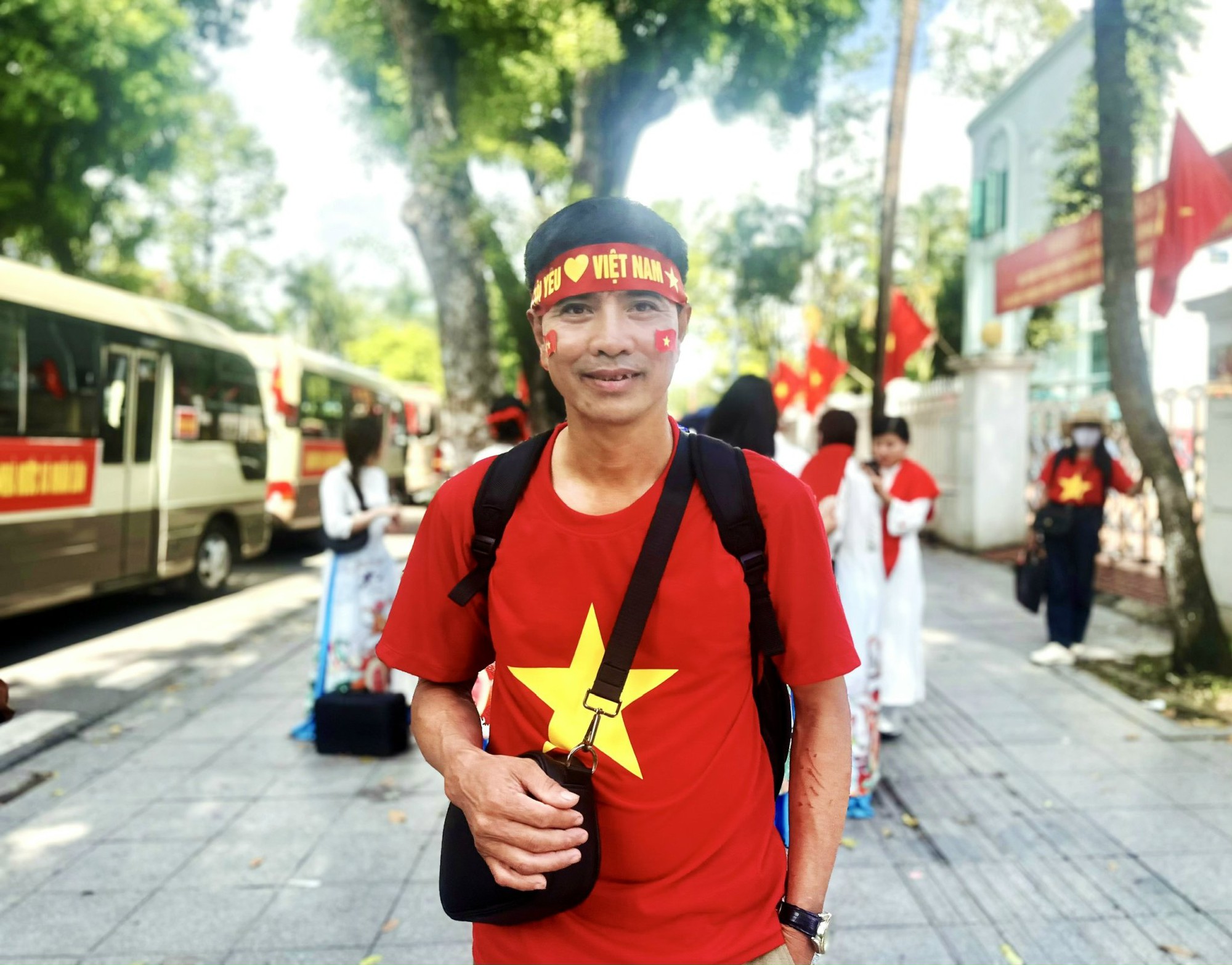 មោទនភាពនៃកម្លាំងនៃសាមគ្គីភាព ជំនឿលើសករាជថ្មីរបស់ប្រទេស - រូបថត ៤. Tự hào sức mạnh đoàn kết, niềm tin vào kỷ nguyên mới của đất nước- Ảnh 4.