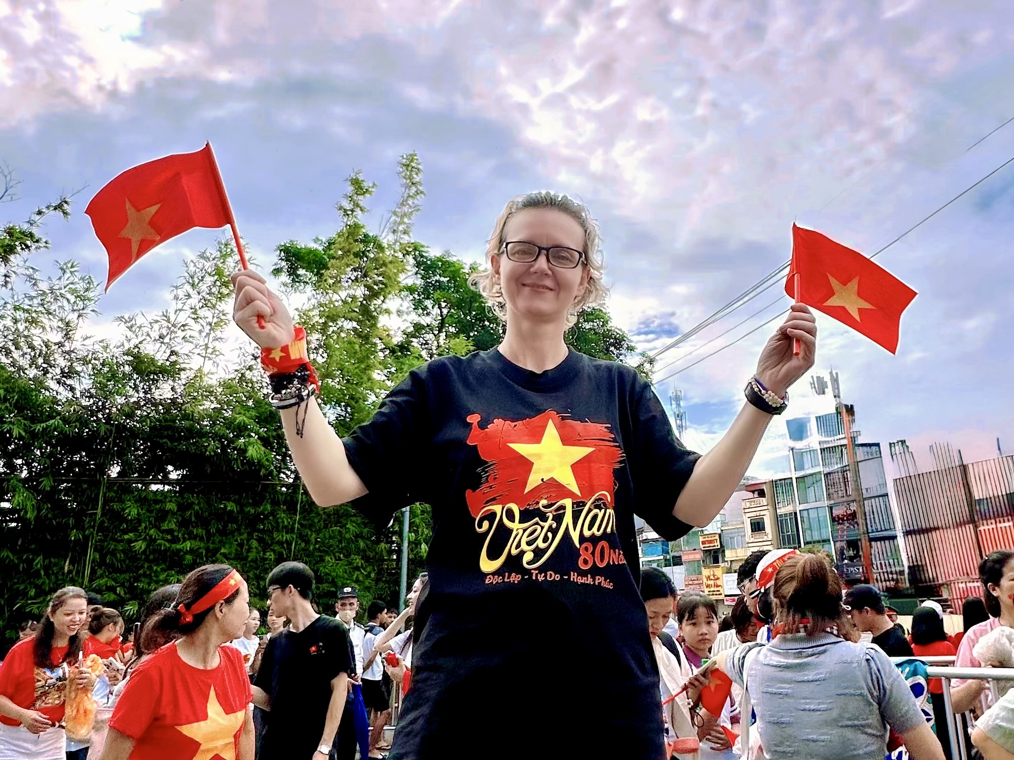 មោទនភាពនៃកម្លាំងនៃសាមគ្គីភាព ជំនឿលើសករាជថ្មីរបស់ប្រទេស - រូបថត ៥. Tự hào sức mạnh đoàn kết, niềm tin vào kỷ nguyên mới của đất nước- Ảnh 5.