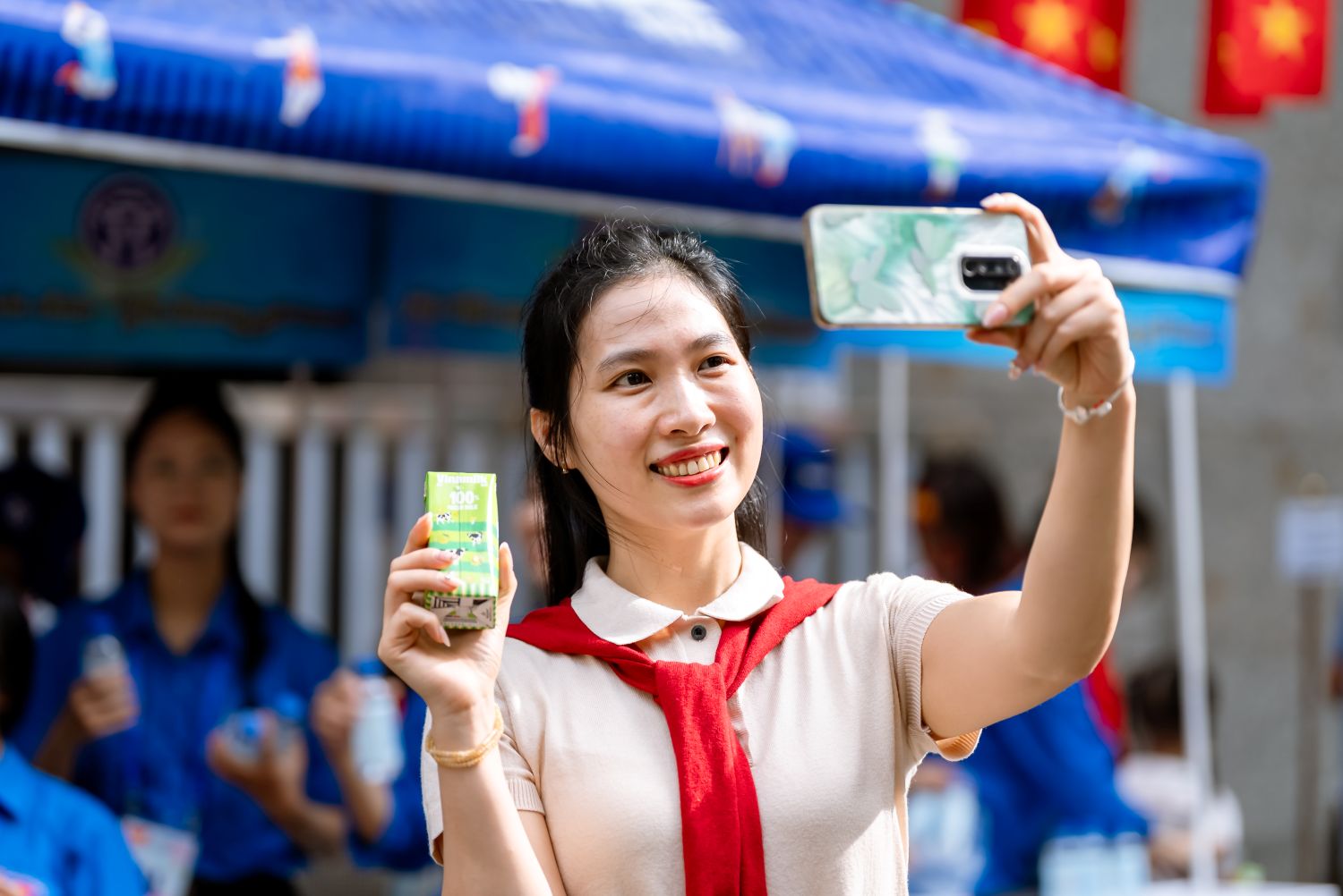 Vinamilk hòa nhịp cùng triệu trái tim mừng 80 năm Quốc khánh- Ảnh 5. Vinamilk hòa nhịp cùng triệu trái tim mừng 80 năm Quốc khánh- Ảnh 5.