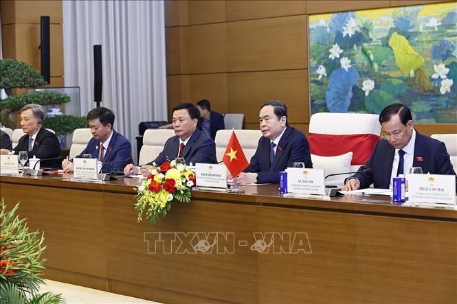 Chủ tịch Quốc hội Trần Thanh Mẫn hội kiến Bí thư thứ Nhất, Chủ tịch nước Cộng hòa Cuba- Ảnh 2. Chủ tịch Quốc hội Trần Thanh Mẫn hội kiến Bí thư thứ Nhất, Chủ tịch nước Cộng hòa Cuba- Ảnh 2.