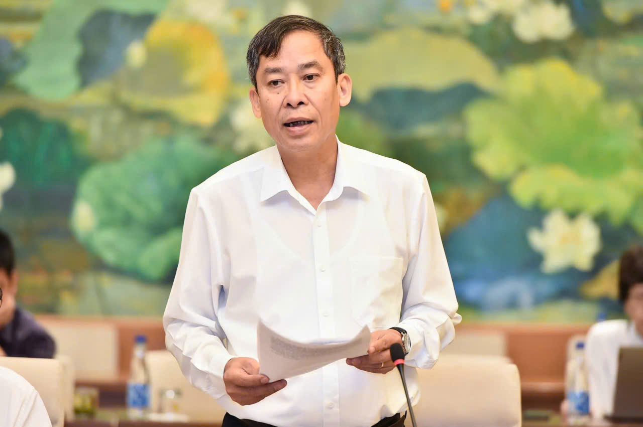 Bộ Giáo dục và Đào tạo thông tin về vụ việc học sinh có hành vi sai trái với giáo viên chủ nhiệm- Ảnh 1.