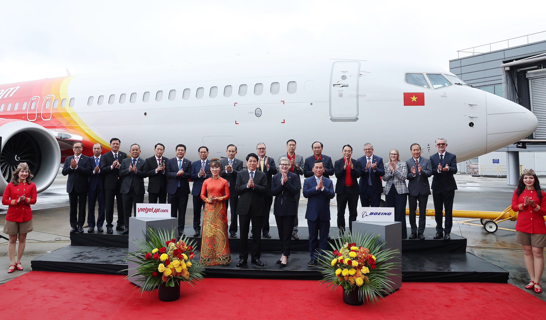 Chủ tịch nước Lương Cường chứng kiến bàn giao tàu bay Boeing đầu tiên cho Vietjet- Ảnh 6.