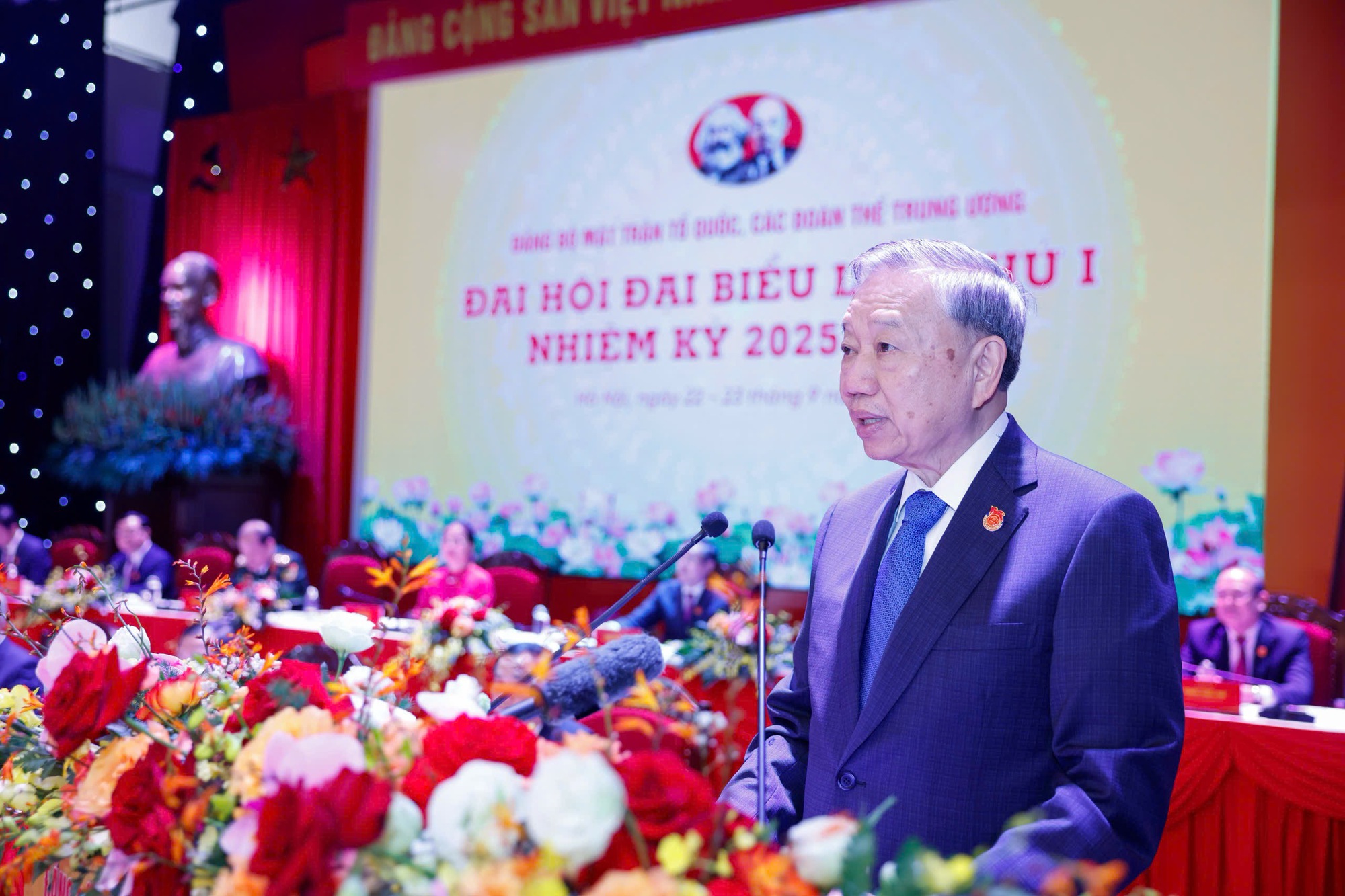 Phát biểu của Tổng Bí thư Tô Lâm tại Đại hội đại biểu Mặt trận Tổ quốc Việt Nam lần thứ nhất, nhiệm kỳ 2025–2030- Ảnh 1. Phát biểu của Tổng Bí thư Tô Lâm tại Đại hội đại biểu Mặt trận Tổ quốc Việt Nam lần thứ nhất, nhiệm kỳ 2025–2030- Ảnh 1.