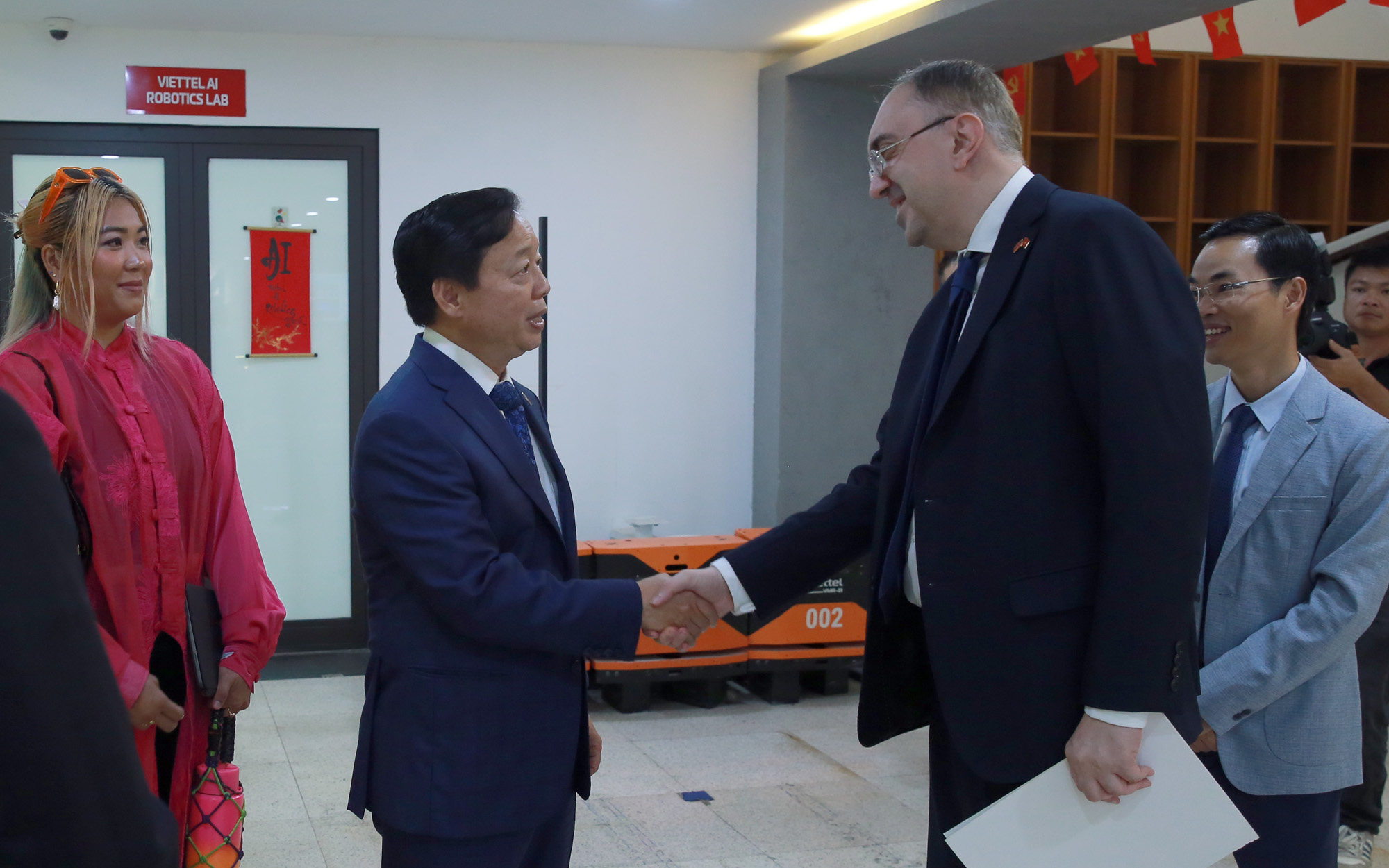 Giáo dục và đổi mới sáng tạo là tài nguyên chiến lược, là con đường để đất nước vươn mình- Ảnh 5.