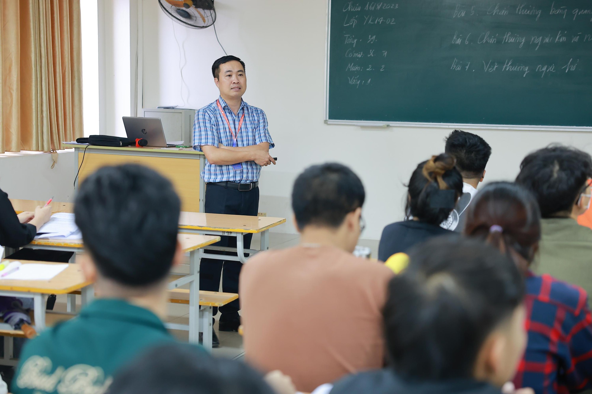 Dự kiến cách xếp lương đối với giáo viên dự bị đại học- Ảnh 1.
