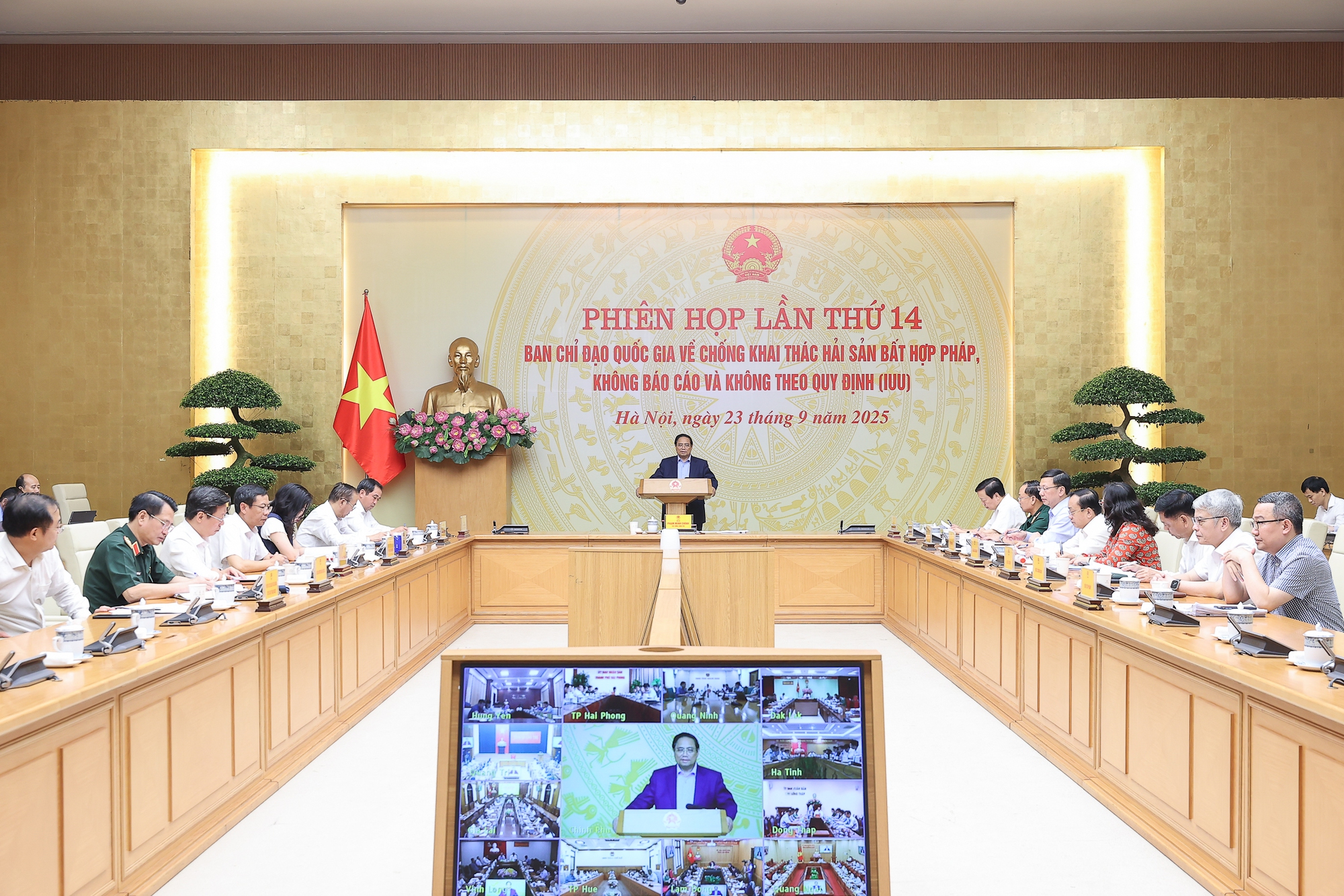 Thủ tướng chủ trì phiên họp 14 Ban Chỉ đạo chống khai thác hải sản bất hợp pháp, không báo cáo và không theo quy định- Ảnh 2. Thủ tướng chủ trì phiên họp 14 Ban Chỉ đạo chống khai thác hải sản bất hợp pháp, không báo cáo và không theo quy định- Ảnh 2.