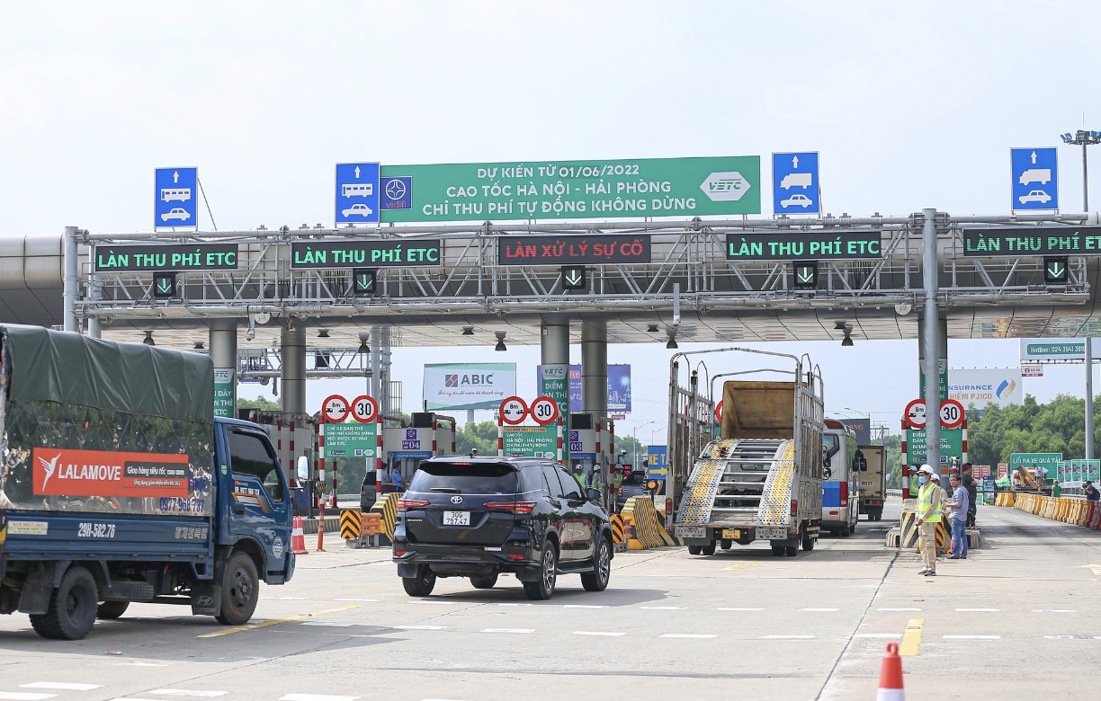 Còn 2,8 triệu tài khoản giao thông chưa kết nối tài khoản thu phí- Ảnh 1. Còn 2,8 triệu tài khoản giao thông chưa kết nối tài khoản thu phí- Ảnh 1.