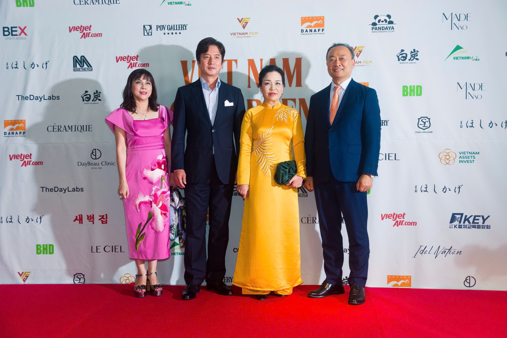 Đêm Việt Nam: Ấn tượng mạnh mẽ về sức sống mới của điện ảnh Việt Nam- Ảnh 1. Đêm Việt Nam: Ấn tượng mạnh mẽ về sức sống mới của điện ảnh Việt Nam- Ảnh 1.