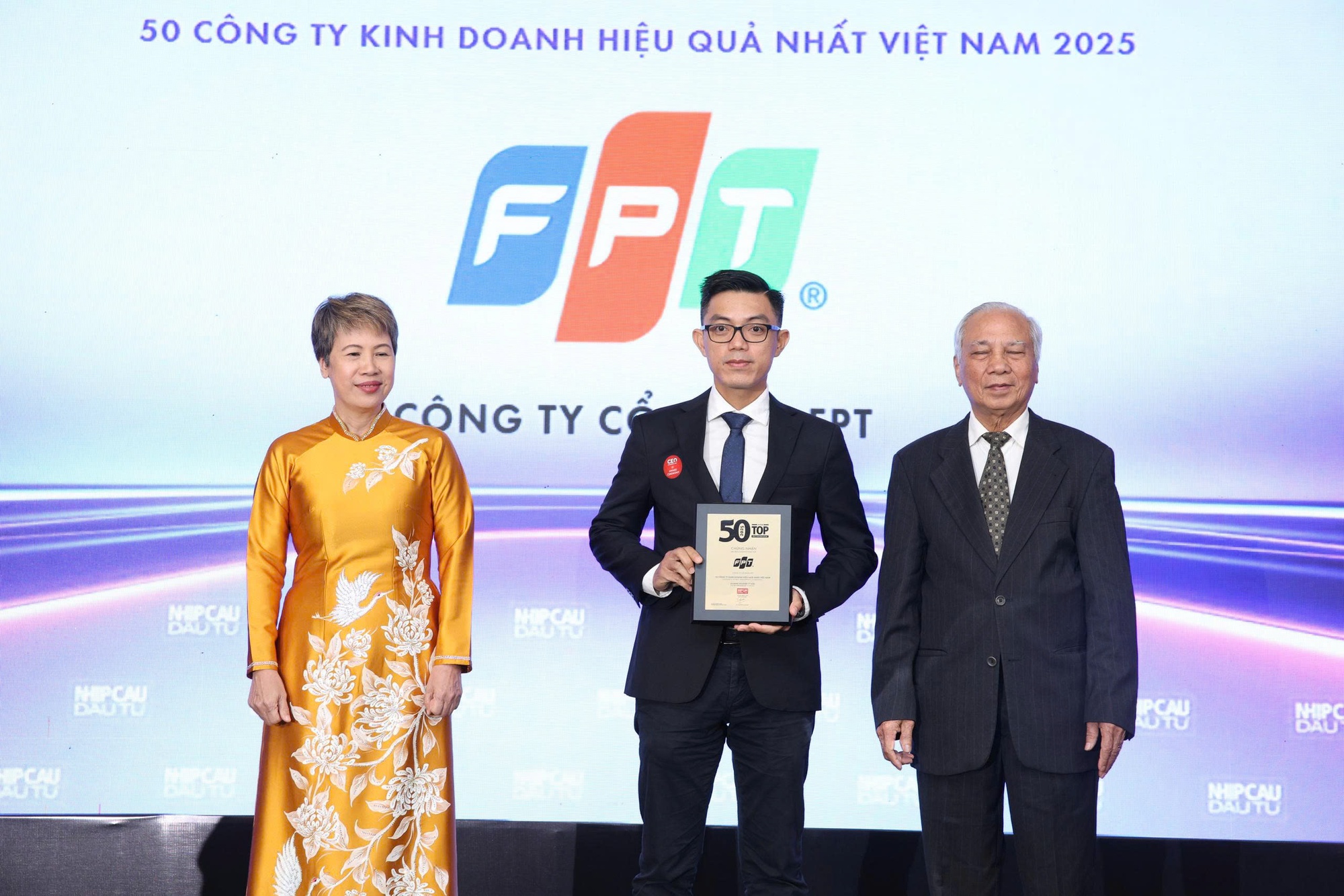 Thương hiệu công nghệ thông tin duy nhất được vinh danh Top 25 thương hiệu dẫn đầu- Ảnh 2.