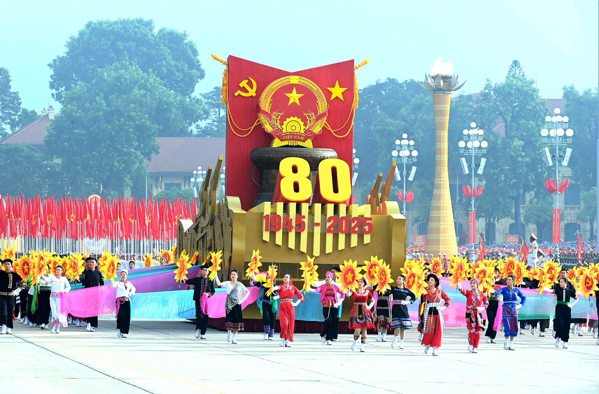 Thông điệp về khát vọng hùng cường từ đại lễ 80 năm Quốc khánh- Ảnh 1. Thông điệp về khát vọng hùng cường từ đại lễ 80 năm Quốc khánh- Ảnh 1.