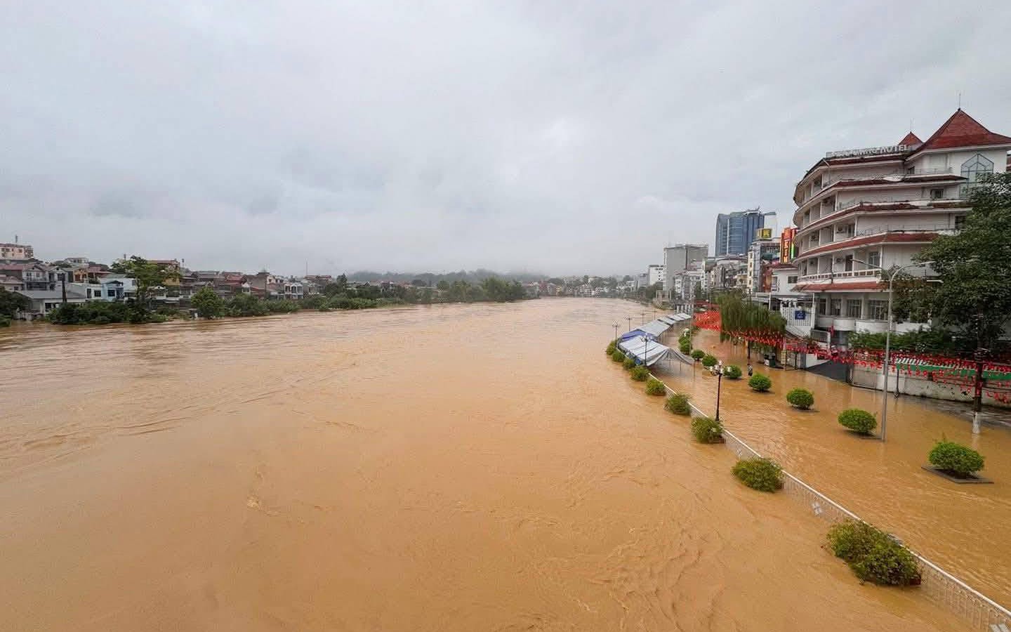 Khẩn trương khắc phục hậu quả mưa lũ tại Cao Bằng, Tuyên Quang, Lào Cai