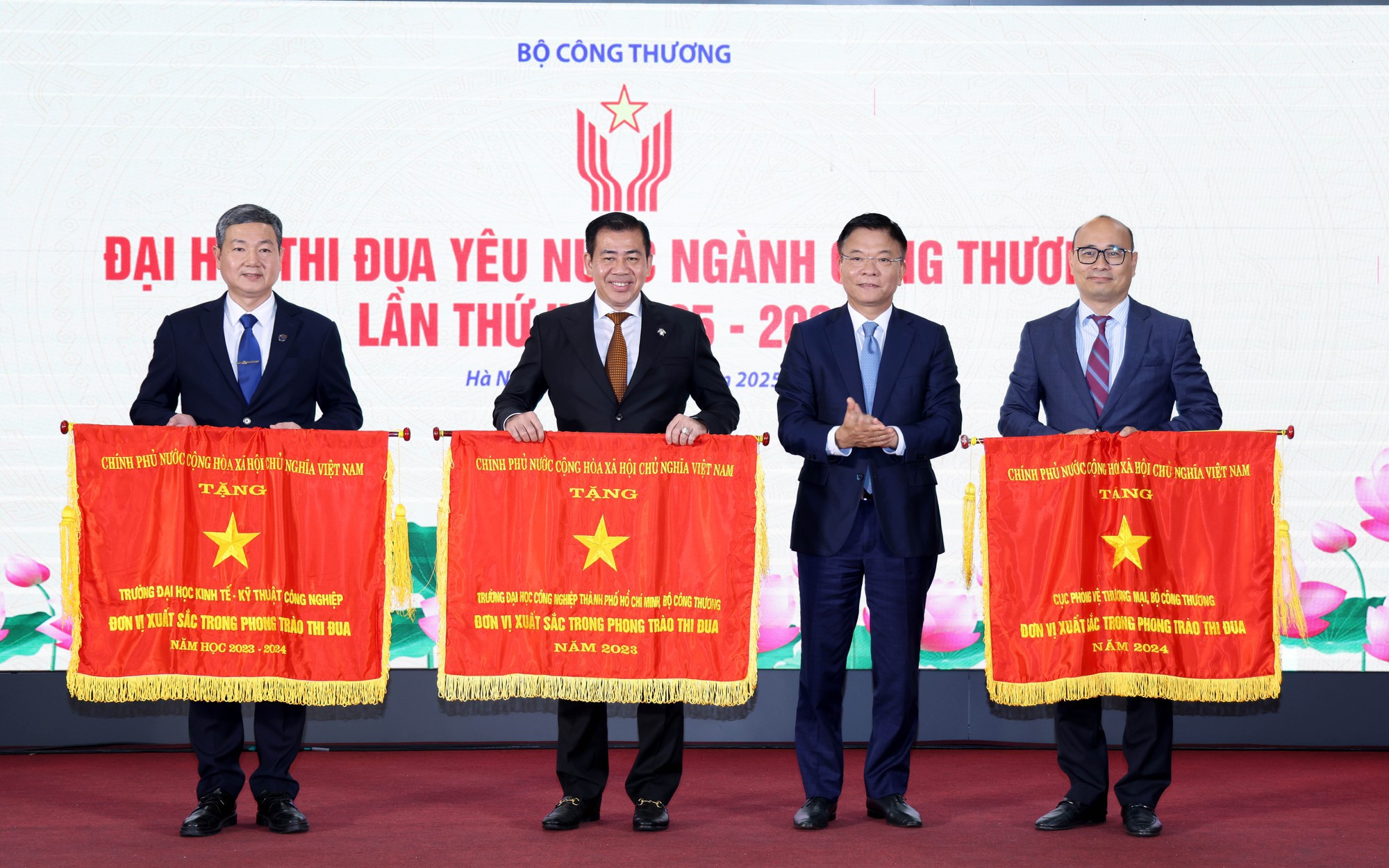Phó Thủ tướng Lê Thành Long: Ngành Công Thương cần đưa phong trào thi đua thành động lực đổi mới, sáng tạo, cống hiến