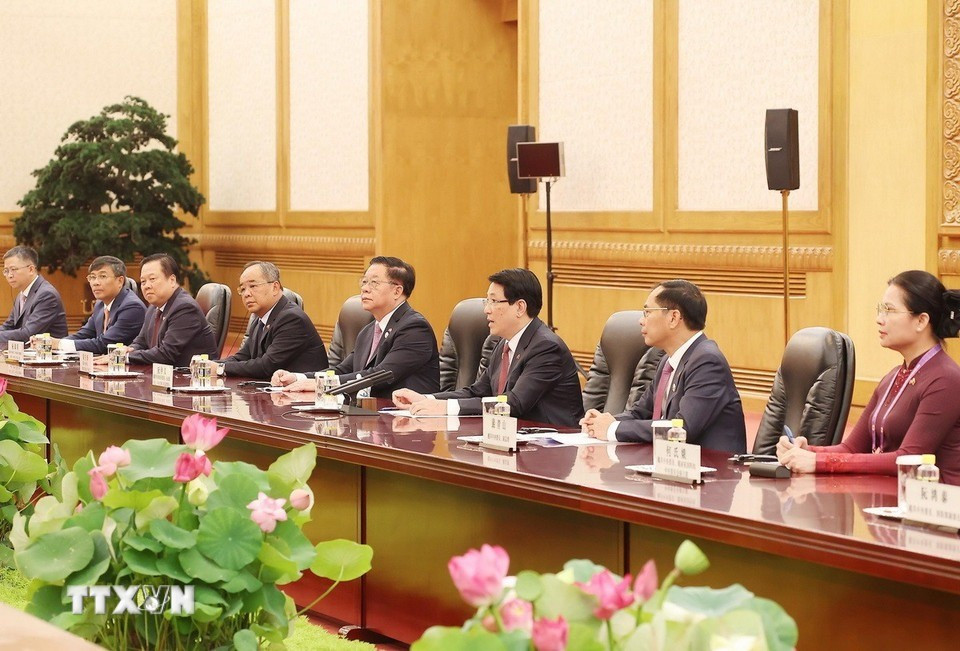 Chủ tịch nước Lương Cường hội đàm với Tổng Bí thư, Chủ tịch nước Trung Quốc Tập Cận Bình- Ảnh 4. Chủ tịch nước Lương Cường hội đàm với Tổng Bí thư, Chủ tịch nước Trung Quốc Tập Cận Bình- Ảnh 4.