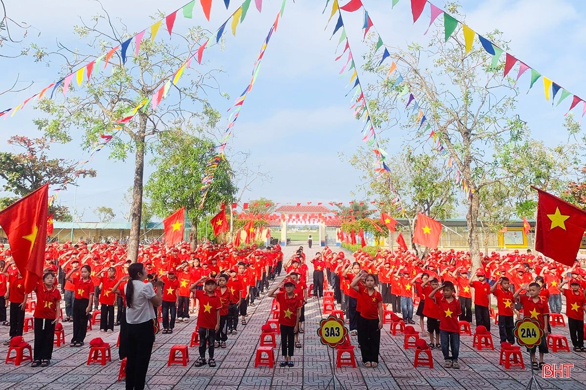 CẬP NHẬT: Kỷ niệm 80 năm truyền thống ngành Giáo dục và Lễ khai giảng đặc biệt- Ảnh 1.