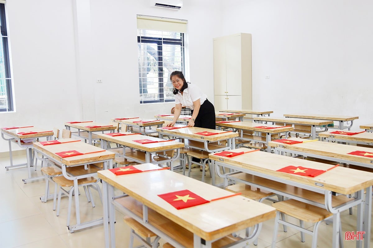 CẬP NHẬT: Kỷ niệm 80 năm truyền thống ngành Giáo dục và Lễ khai giảng đặc biệt- Ảnh 5.