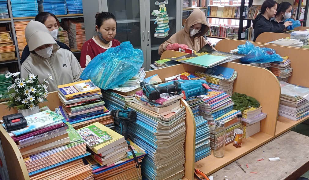 Thầy trò vùng cao Quảng Trị vượt khó khăn, sẵn sàng cho năm học mới- Ảnh 4. Thầy trò vùng cao Quảng Trị vượt khó khăn, sẵn sàng cho năm học mới- Ảnh 4.