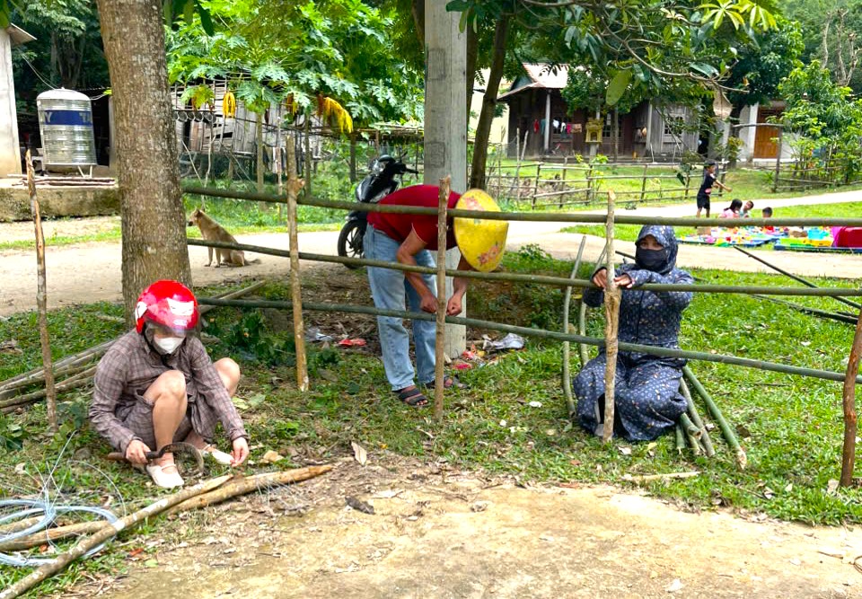 Thầy trò vùng cao Quảng Trị vượt khó khăn, sẵn sàng cho năm học mới- Ảnh 3. Thầy trò vùng cao Quảng Trị vượt khó khăn, sẵn sàng cho năm học mới- Ảnh 3.