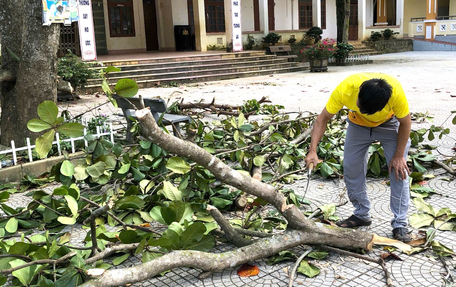 Thầy trò vùng cao Quảng Trị vượt khó khăn, sẵn sàng cho năm học mới- Ảnh 2. Thầy trò vùng cao Quảng Trị vượt khó khăn, sẵn sàng cho năm học mới- Ảnh 2.
