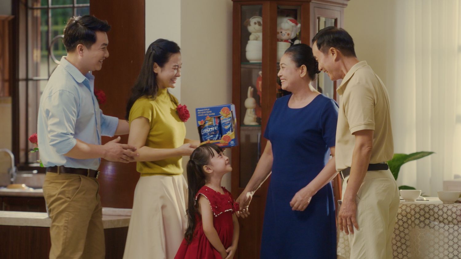 Chăm sóc sức khỏe cha mẹ: Món quà ý nghĩa mùa Vu Lan- Ảnh 2. Chăm sóc sức khỏe cha mẹ: Món quà ý nghĩa mùa Vu Lan- Ảnh 2.