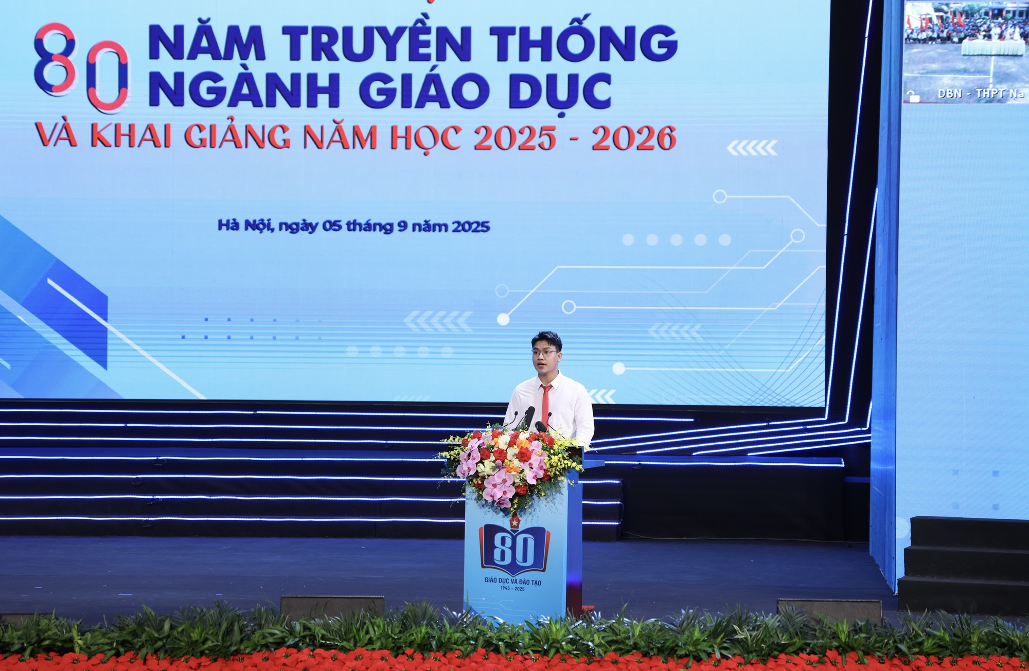 TỔNG THUẬT: Lễ khai giảng đặc biệt của 1,6 triệu thầy, cô và gần 26 triệu học sinh, sinh viên- Ảnh 11.